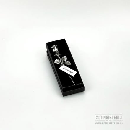 Roosje met label ''Beterschap'' - Sterkte wens - Hart onder de riem - symbolisch cadeau - Beterschapswens