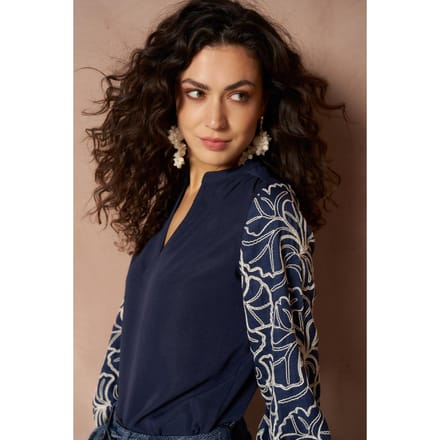 Top Isuna - Contrast Sleeve | Dark Blue