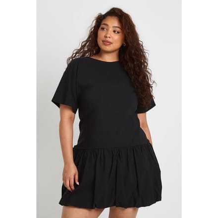boohoo Dames Plus Pofbal Droppende Zoom Mini-Jurk | Zwart | Maat: 44