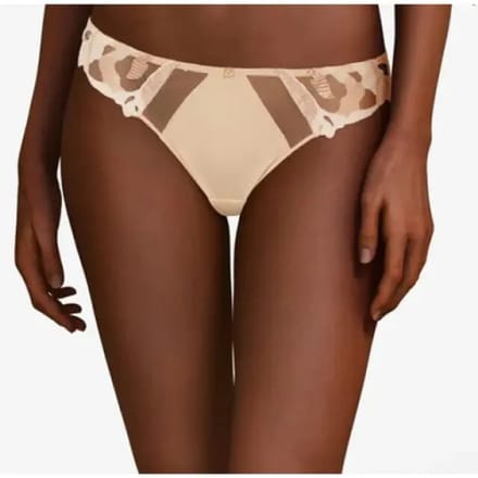 Chantelle Montaigne String Roze 38