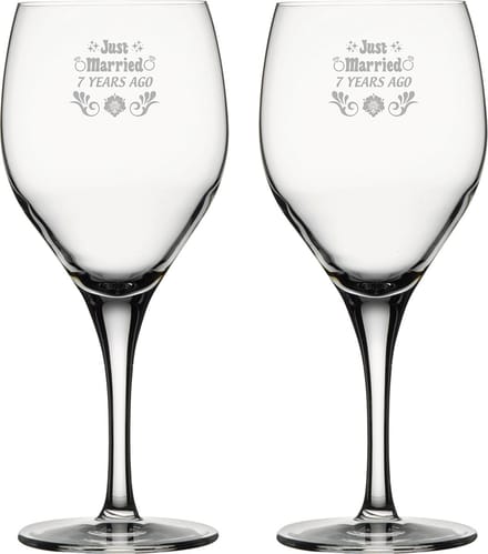 Gegraveerde set rode wijnglazen 42,5cl Just Married 7 years ago