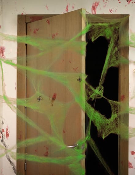 ATOSA - Groene spinnenweb decoratie met spinnen