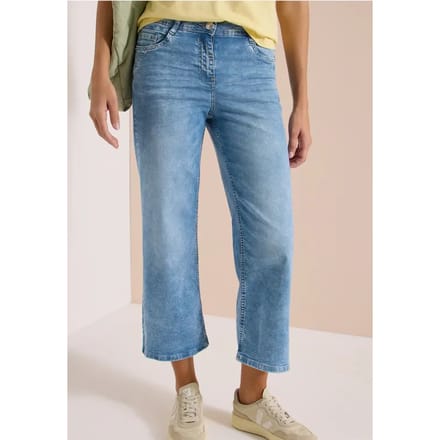 7/8 Wide Leg jeans in Slim Fit