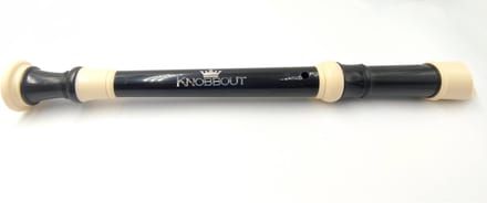 Knobbout Music United Duitse sopraan fluit, Knobbout met accessoires