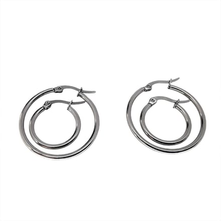 2 paar edelstaal oorring met 2 afmeting van Ø 20 en Ø 30mm.