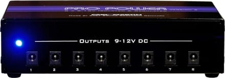 Carl Martin Pro Power V2 - Voedingseenheid voor effect-units