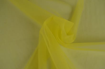 15 meter bruidstule - Licht geel - 150cm breed