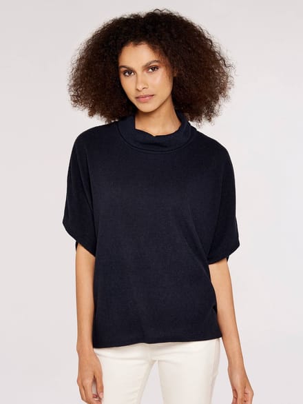Geribde cape met col