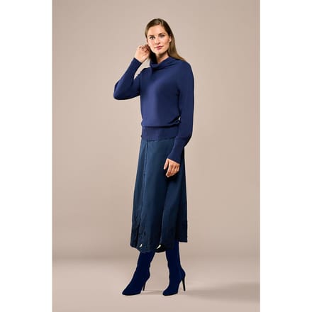 Therry Rok Navy