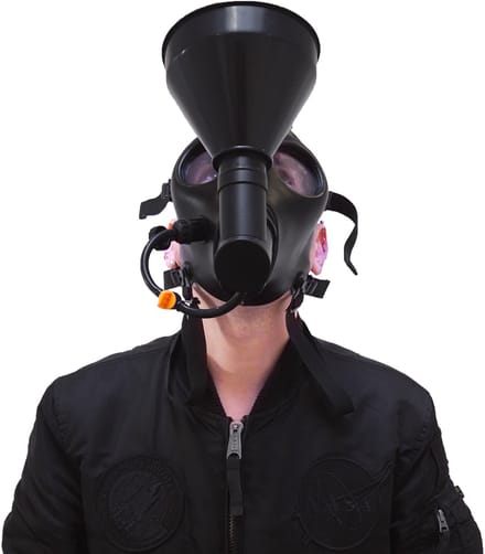GASMASTER Alien Gas Mask Human Urinaal Dosering Systeem