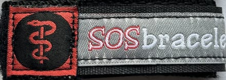 SOSbracelet zilvergrijs MEDIUM (9 tm 12 jaar)