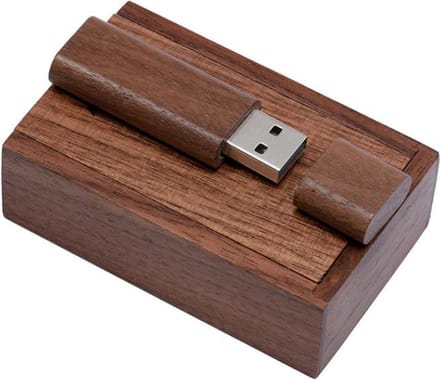 USB stick met opberg box gepersonaliseerd met uw eigen tekst zowel de stick als box! 16GB