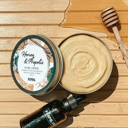 Huidverzorging voor paarden Edix Saddles Pippa Honey&Propolis