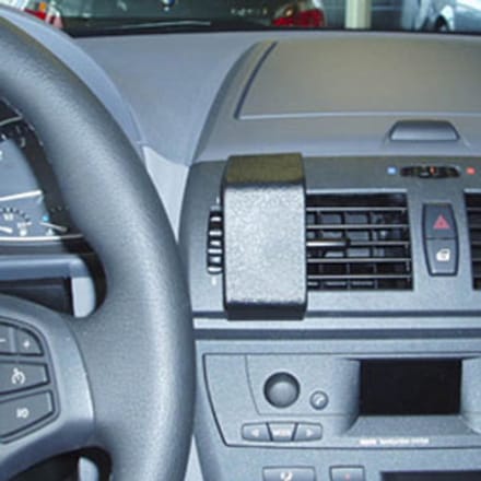 Brodit center mount v. BMW X3 04