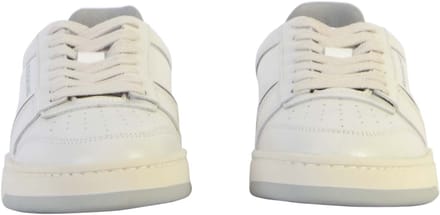 Aantrekkelijke leren sneakers