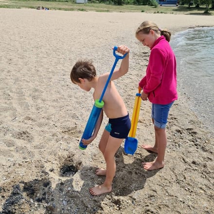 Grote Waterpistool - 55 cm Lengte - Kleurrijk Buitenspeelgoed