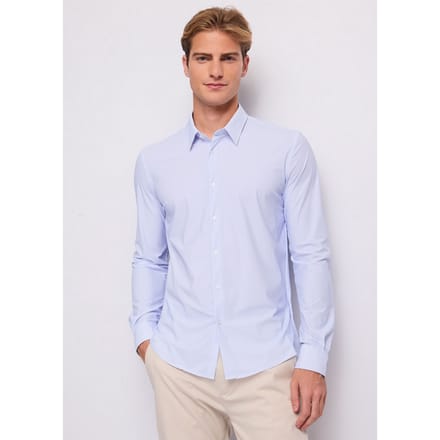 slim fit shirt