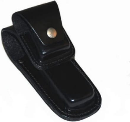 Meshoes zwart met tas voor aansteker