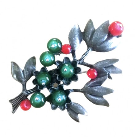 Broche bloem takje met bessen- Charme Bijoux
