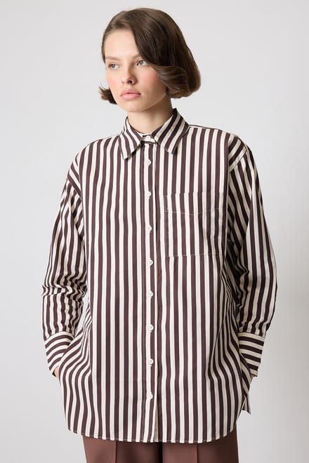 Touché Privé - Oversized blouse met brede strepen - Bruin - Dames