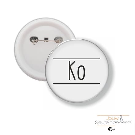 Button Met Speld 58 MM - Ko