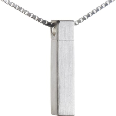 Ashanger zilver, model Radius. Met collier.