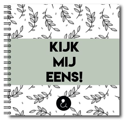 Studio Ins & Outs 'Kijk mij eens' 1-4 jaar opgroeiboek - Groen