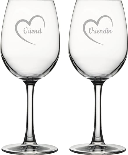 Gegraveerde witte wijnglas 36cl Vriend met hartje & Vriendin met hartje