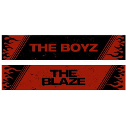 The Boyz Wereldtournee In Seoul   05 Slogan black