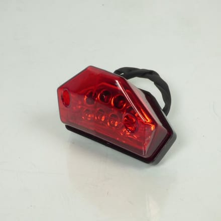 Feu arrière P2R pour Moto Rieju 50 MRT 12V a LED cabochon rouge Neuf