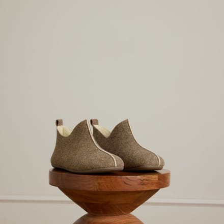 Manfield - Heren - Taupe pantoffels - Maat 46