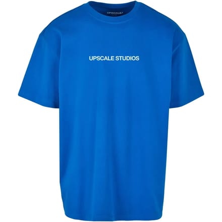 Oversized T-shirt Upscale Motion