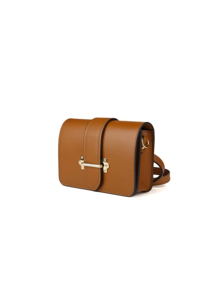 Giulia Monti Schoudertas/Waist Bag Zadelbruin