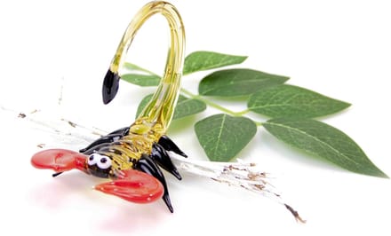 Glasbeeldje - Cadeau - Glascadeau - Sculptuur - Schorpioen van glas