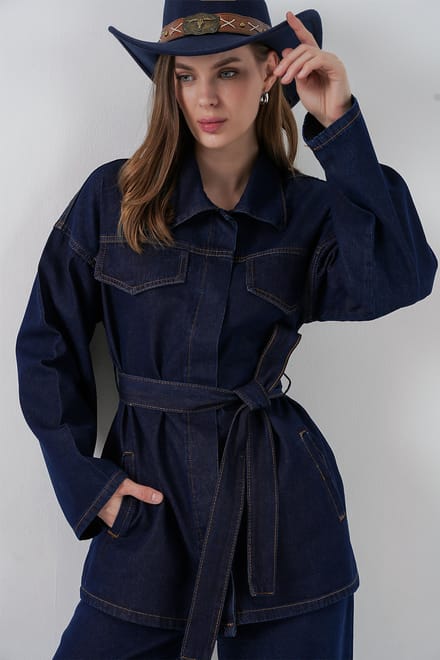 Denimset met zakdetailjasje en rechte broek