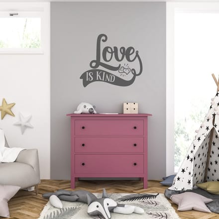 Muursticker - Love Is Kind - 46,4 x 54,4 - Antraciet