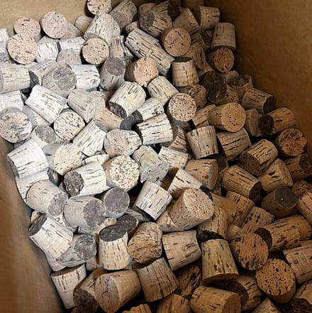 Conisch sluit Natuurkurk-bondel | per 10 stuks | ca.40 boven Ø onder 32 Ø mm | hoogte ca.37 mm