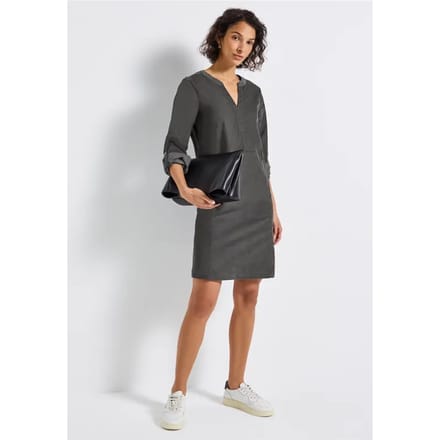 Corduroy jurk met gespleten hals