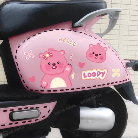 Decoratieve cartoonbeverstickers voor elektrische scooters en motoraccessoires white
