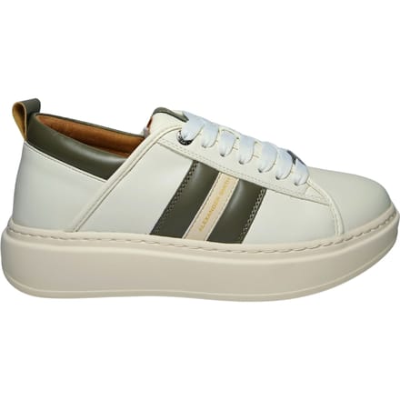 Mannenschoenen Alexander Smith Eco-Wembley Man Cream Militair