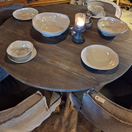 AURA PEEPERKORN|ronde eettafel 155 cm|Nynke eettafel| teakhout| 155 cm