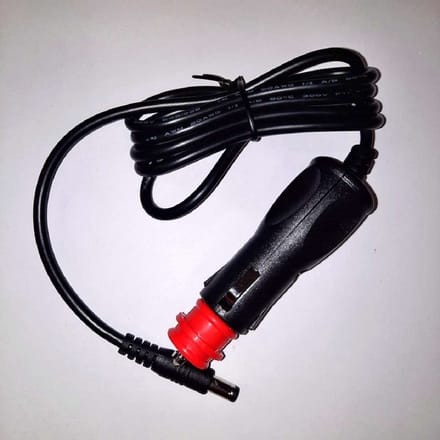 Xsarius 12 Volt (sigarettenplug) voeding adapter