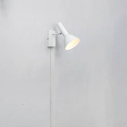 Markslöjd Wandlamp Metro, wit, met kabel en stekker
