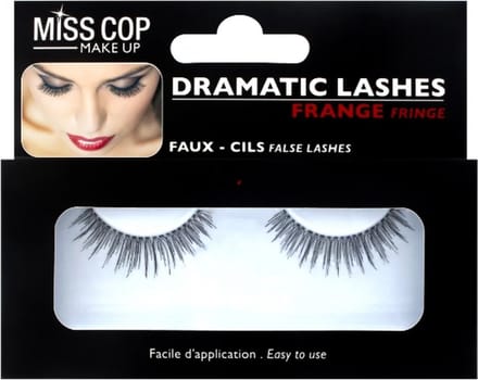 Miss Cop Dramatic lashes