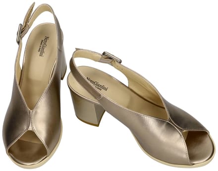 Nero Giardini -Dames - brons - sandalen - maat 41
