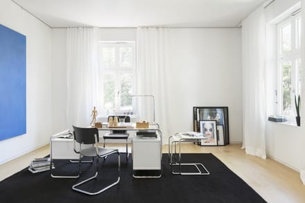 Thonet B 97 Gedekte tafel - Essen openporig zuiver wit (RAL 9010) gelakt