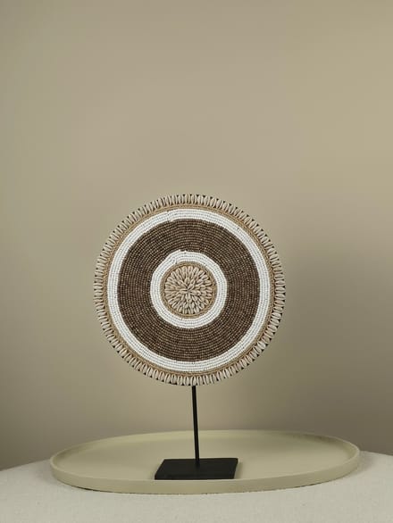 Blitzdeco - Kralen Ornament op Standaard - Senna - Handgemaakt - Bruin Wit - Japandi & Boho - 30CM