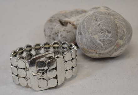 MustHaves - armband - schakel - zilver - edelstaal - riem sluiting - elastisch