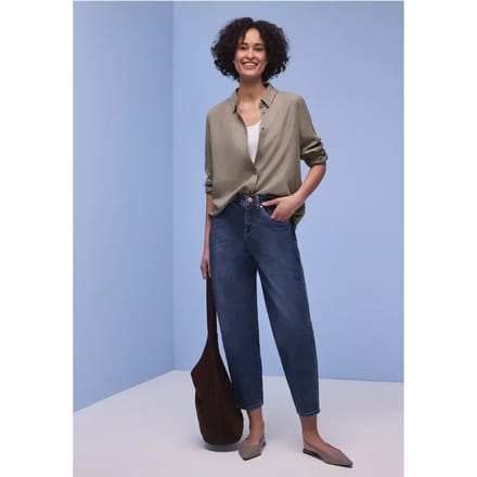 Overhemdblouse met getapete details