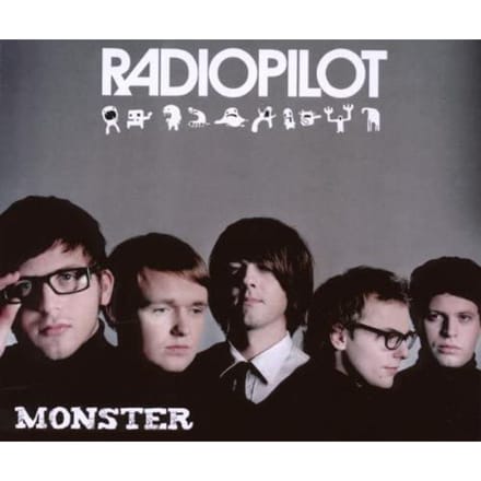 CD RADIOPILOT - Monster 88697319022 Sony BMG Music  2008 EU Rock Gebruikt